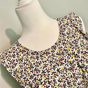 LOFT Outlet flowy, floral pattern sleeveless top.  Size Small